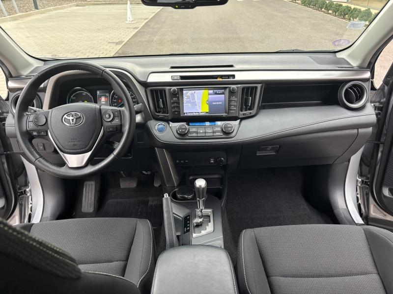 agency.seo.links.detann.title TOYOTA RAV4 d’occasion à vendre à LA GARDE chez AUTO SERVICE VAROIS 83 (Photo 12)