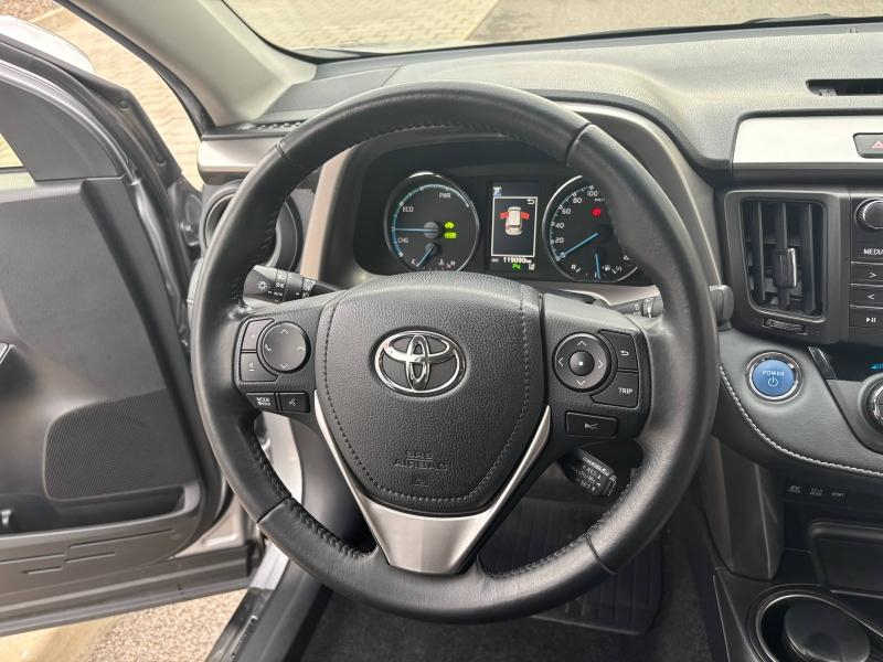 agency.seo.links.detann.title TOYOTA RAV4 d’occasion à vendre à LA GARDE chez AUTO SERVICE VAROIS 83 (Photo 15)