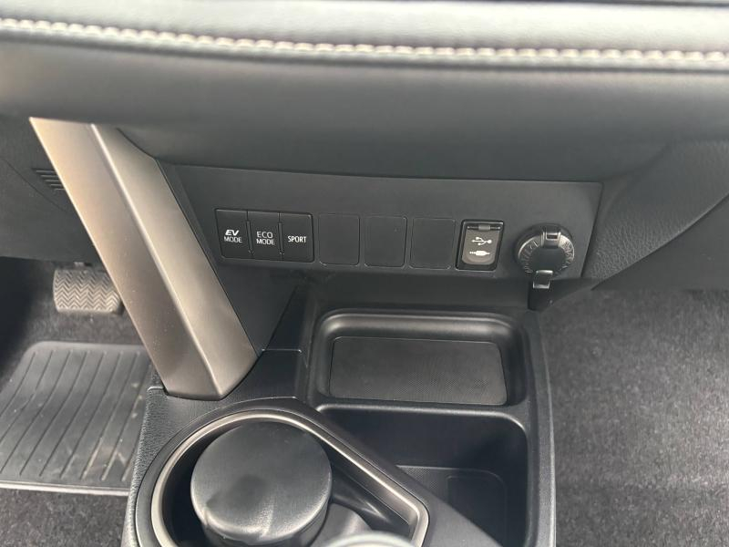 agency.seo.links.detann.title TOYOTA RAV4 d’occasion à vendre à LA GARDE chez AUTO SERVICE VAROIS 83 (Photo 18)