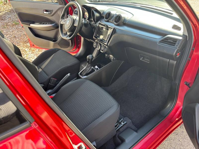 SUZUKI Swift d’occasion à vendre à LA GARDE chez AUTO SERVICE VAROIS 83 (Photo 11)