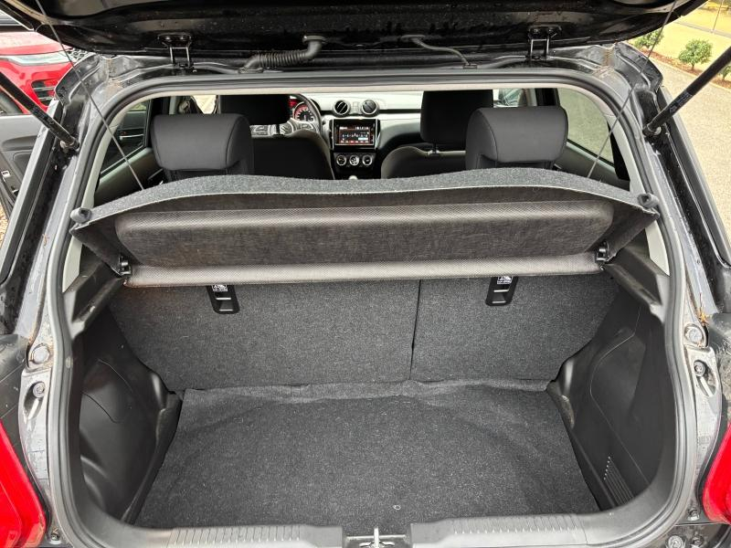 SUZUKI Swift d’occasion à vendre à LA GARDE chez AUTO SERVICE VAROIS 83 (Photo 18)