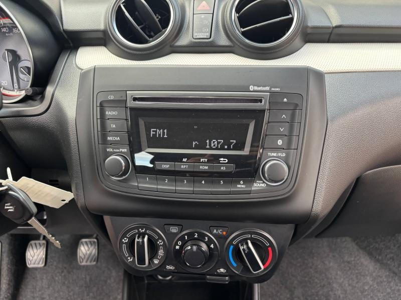 SUZUKI Swift d’occasion à vendre à LA GARDE chez AUTO SERVICE VAROIS 83 (Photo 12)