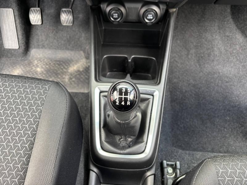 SUZUKI Swift d’occasion à vendre à LA GARDE chez AUTO SERVICE VAROIS 83 (Photo 14)