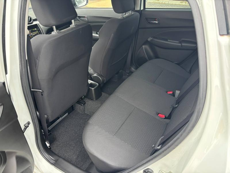 SUZUKI Swift d’occasion à vendre à LA GARDE chez AUTO SERVICE VAROIS 83 (Photo 18)