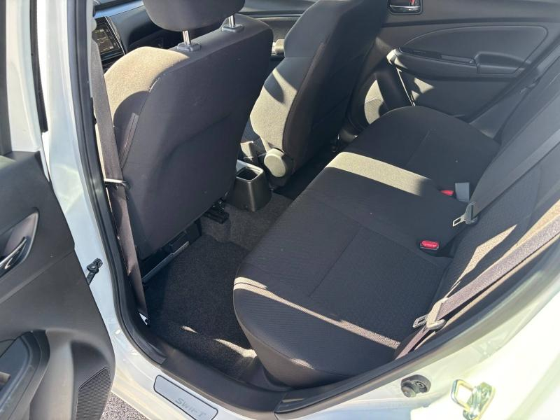 SUZUKI Swift d’occasion à vendre à LA GARDE chez AUTO SERVICE VAROIS 83 (Photo 15)