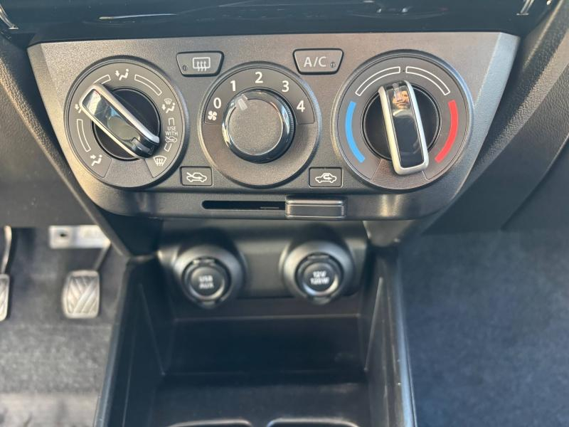 SUZUKI Swift d’occasion à vendre à LA GARDE chez AUTO SERVICE VAROIS 83 (Photo 14)