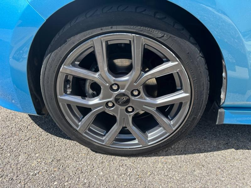 FORD Fiesta d’occasion à vendre à LA GARDE chez AUTO SERVICE VAROIS 83 (Photo 11)