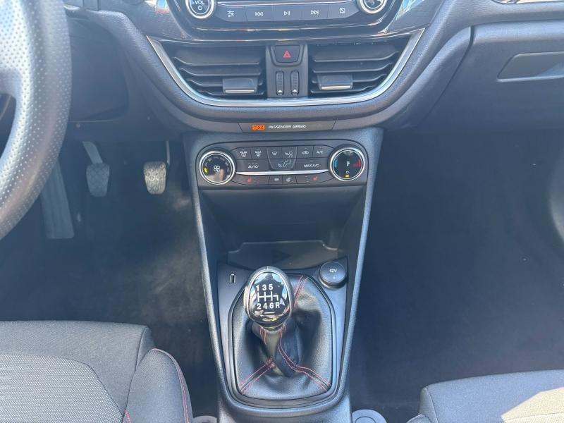 FORD Fiesta d’occasion à vendre à LA GARDE chez AUTO SERVICE VAROIS 83 (Photo 15)