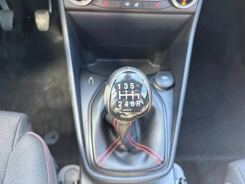 FORD Fiesta d’occasion à vendre à LA GARDE chez AUTO SERVICE VAROIS 83 (Photo 19)