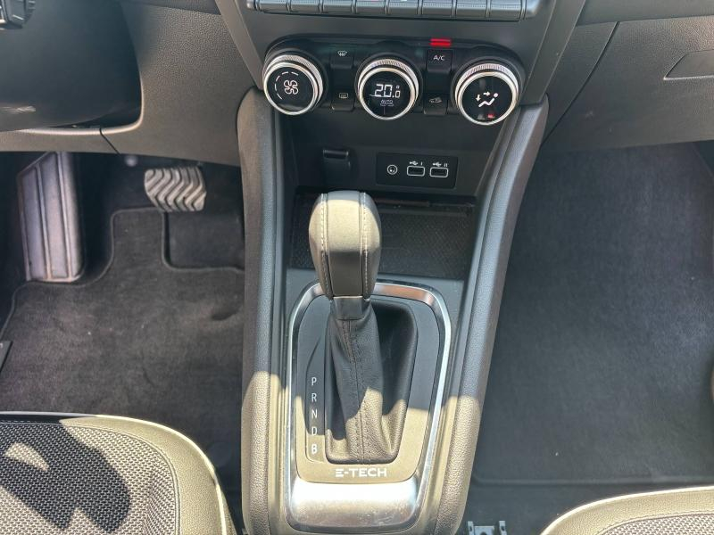 RENAULT Captur d’occasion à vendre à LA GARDE chez AUTO SERVICE VAROIS 83 (Photo 14)