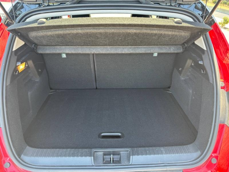 RENAULT Captur d’occasion à vendre à LA GARDE chez AUTO SERVICE VAROIS 83 (Photo 18)